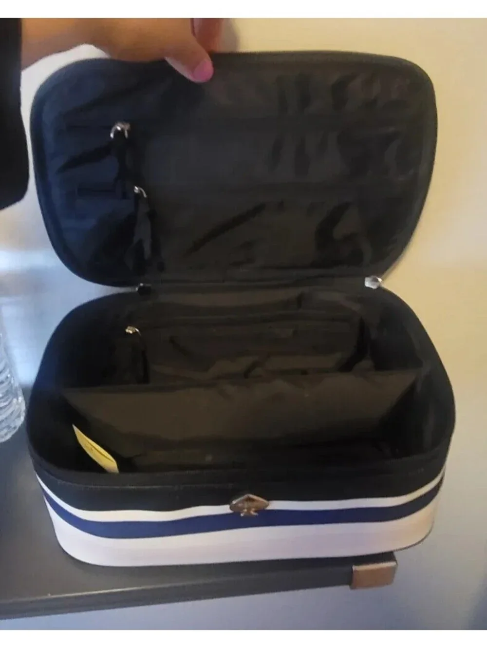 KATE SPADE NEW YORK STRIPED COSMETIC TRAIN CASE MAKEUP TOILETRY TRAVEL BAG